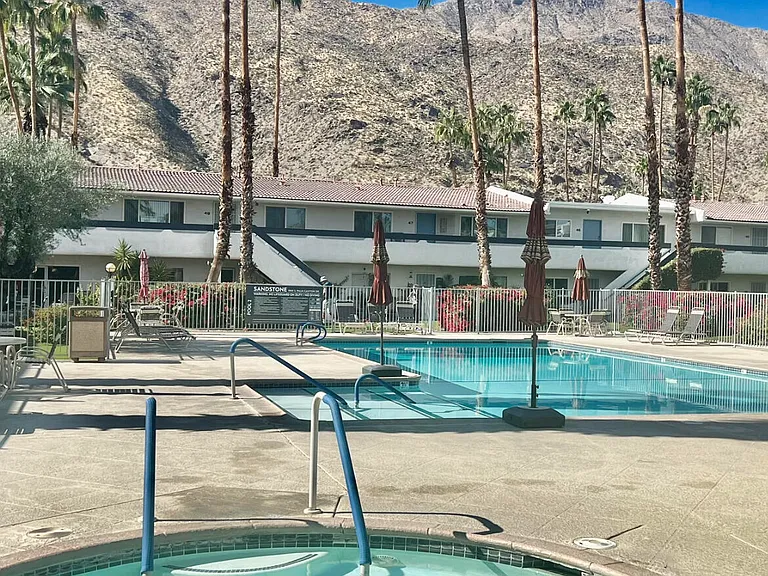 1900 S Palm Canyon Dr #42 — Photo 2