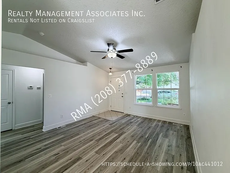 2717 E Sandgate Ave — Photo 3