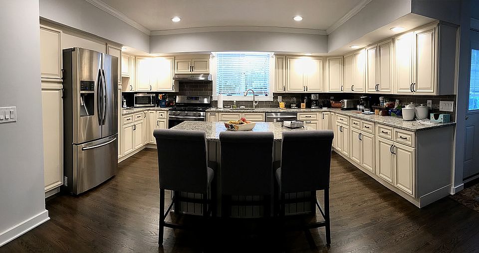 2nd image of 2 Gardella Pl