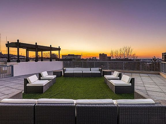 2nd image of 1300 27th Pl S Unit 16