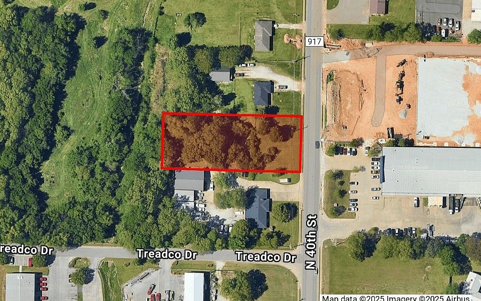 2nd image of 528 N 40th St