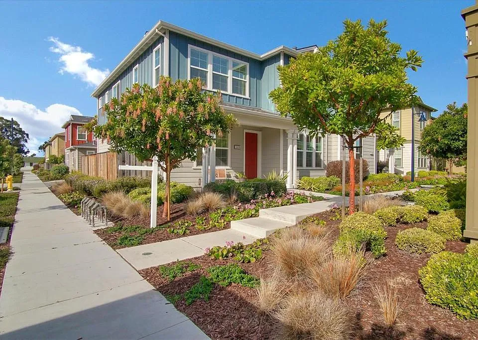 5008 Telegraph Blvd