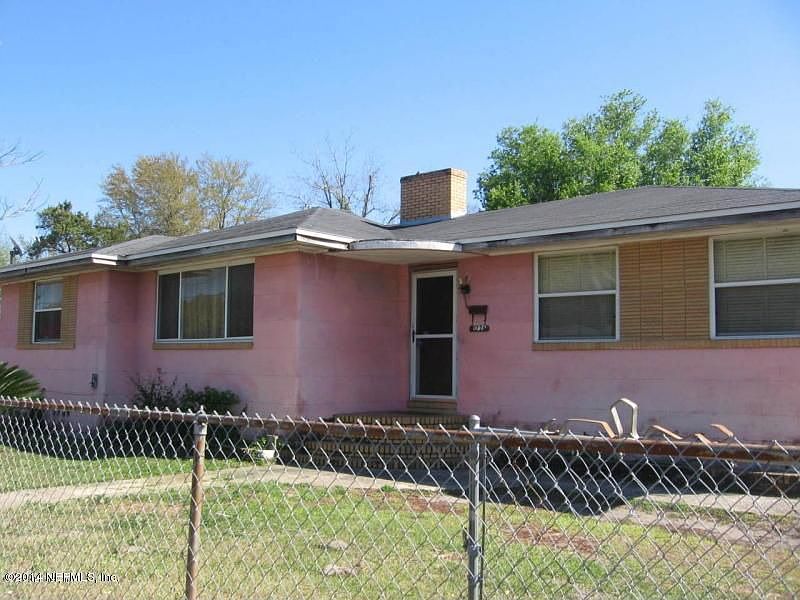 1st image of 1726 E 21st St