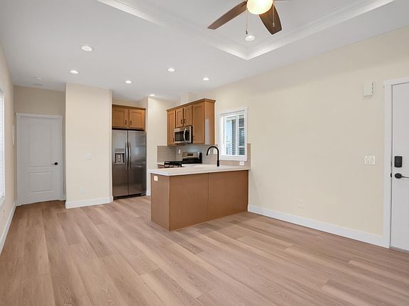 5th image of 560 30th Ave #53