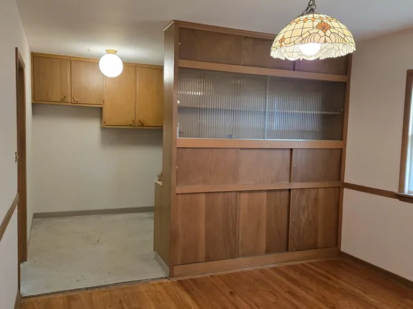 (undisclosed Address), Rock Island, IL 61201