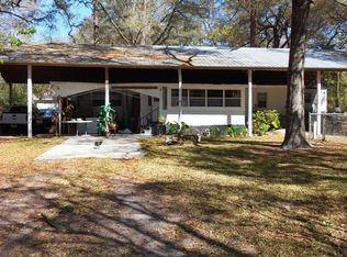 225 NW North St, Mayo, FL 32066