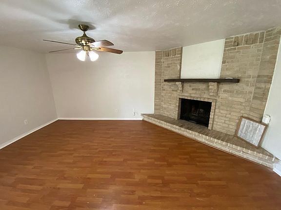 Living Room with Working Fireplace