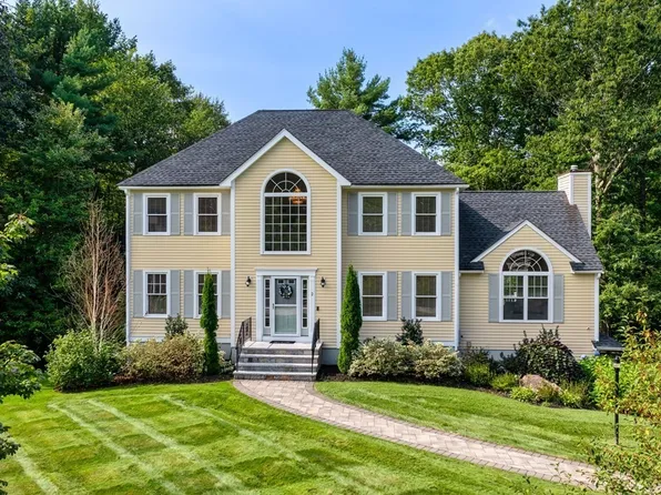 2 Christina Dr, North Easton, MA 02356
