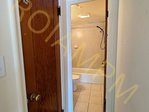 5th image of 1160 S 4th Ave #34