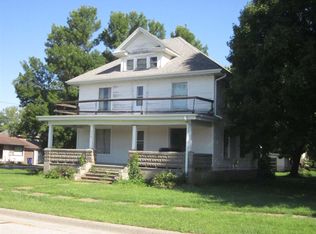 510 Franklin St, Elgin, IA 52141