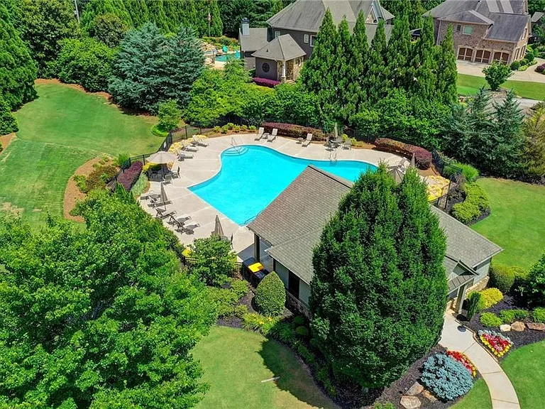 2230 Manor Creek Ct — Photo 64