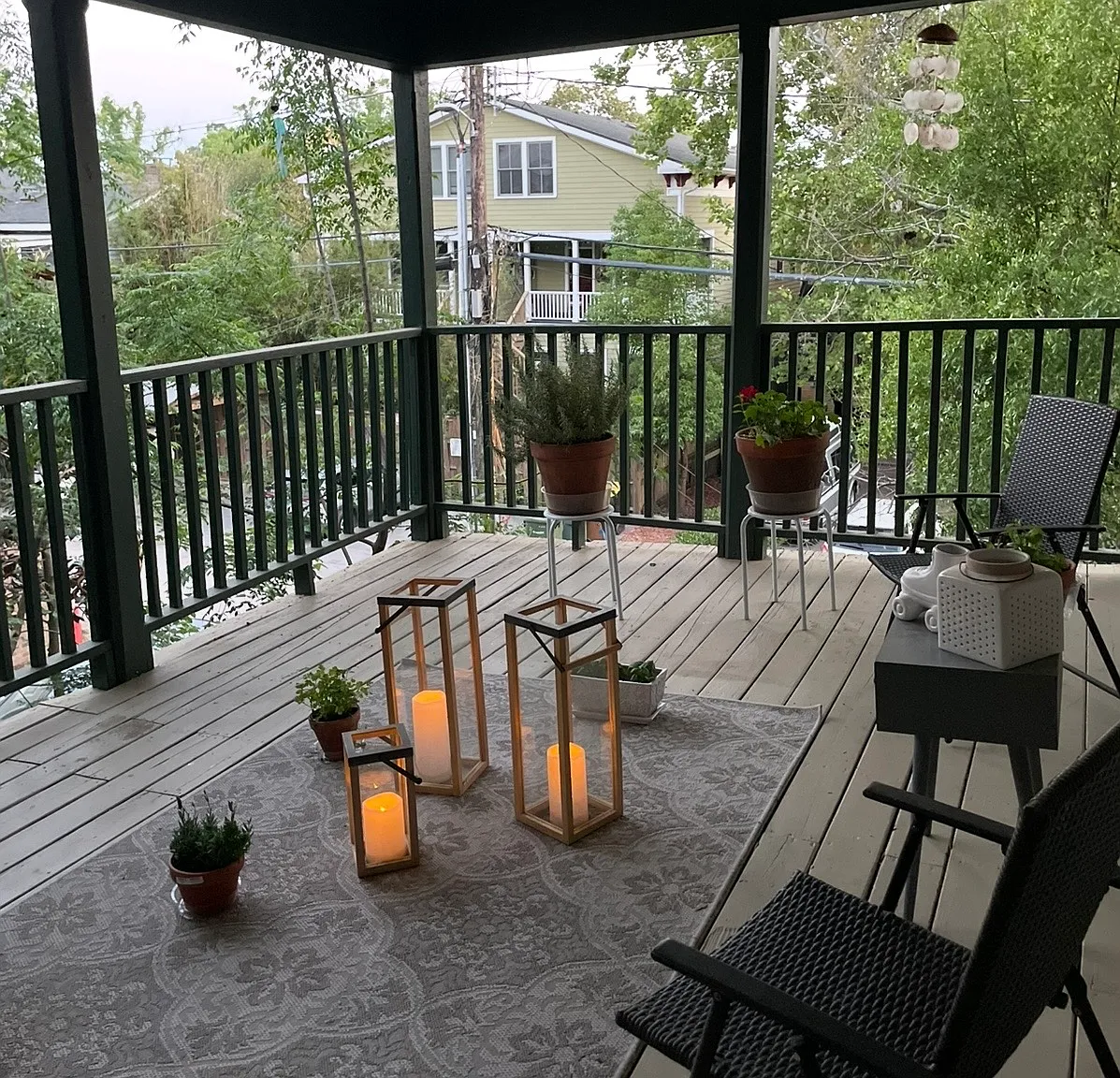 2 bed, 1.5 bath, 1600 sqft, $2,200 — Photo 2