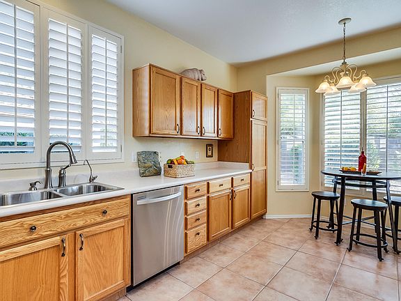 3rd image of 9704 N Sandy Mesa Pl