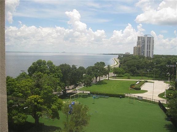 3rd image of 3301 Bayshore Blvd Unit 809A