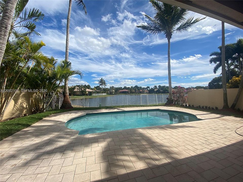 1st image of 2486 Bay Isle Dr