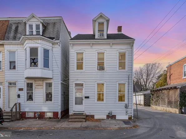 130 N Cedar St, York, PA 17401