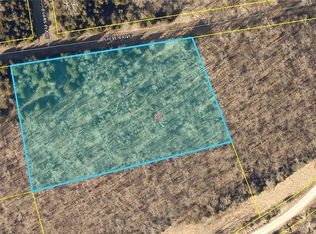 3058 Steve Dr, Edwards, MO 65326