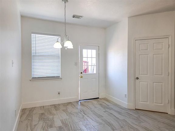 5th image of 7518 Oakwood Canyon Dr