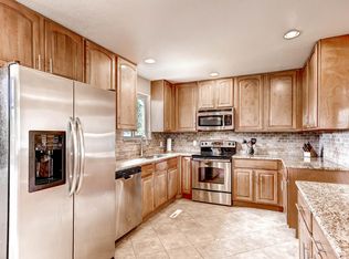 3015 S Akron St, Denver, CO 80231