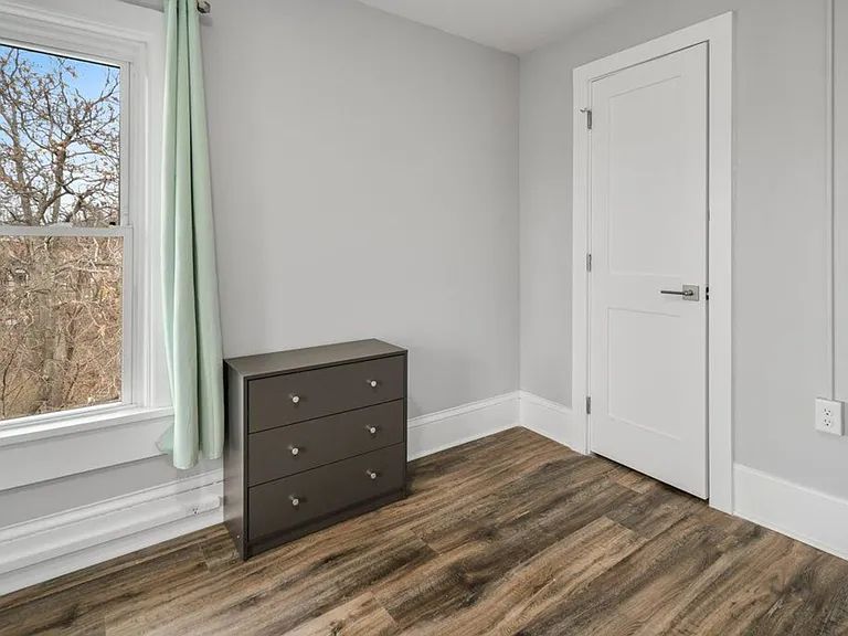 105 Highland Pl — Photo 101