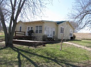 1730 Diamond Springs Rd, Highland, KS 66035