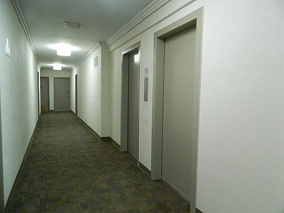 5th image of 370 Westchester Ave APT 7A