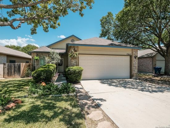 13615 Drakewood, San Antonio, TX 78247