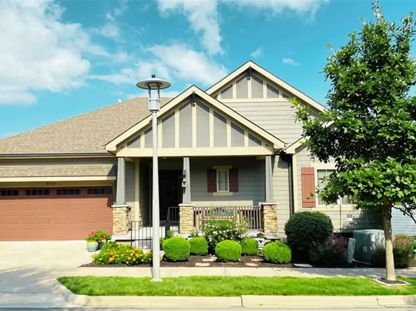 8525 Cardinal St, Lenexa, KS 66219