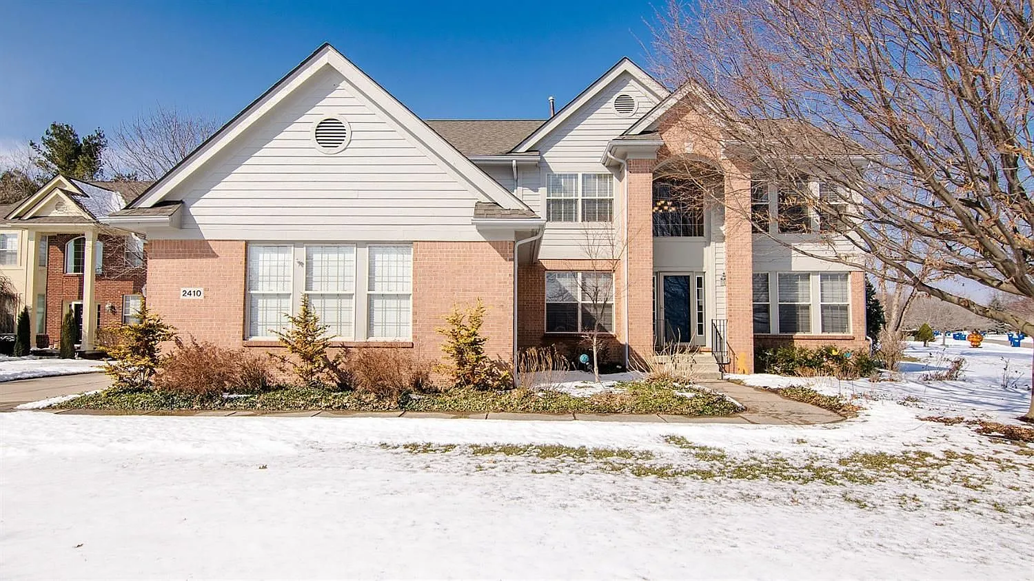 2410 Moors Ct photo 1
