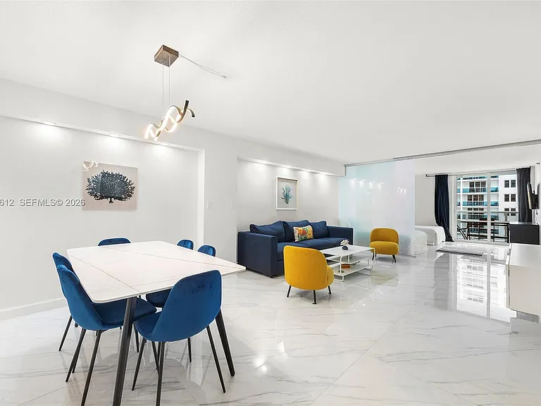2401 Collins Ave #1007 — Photo 8
