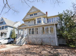 170 N Taylor Ave, Oak Park, IL 60302