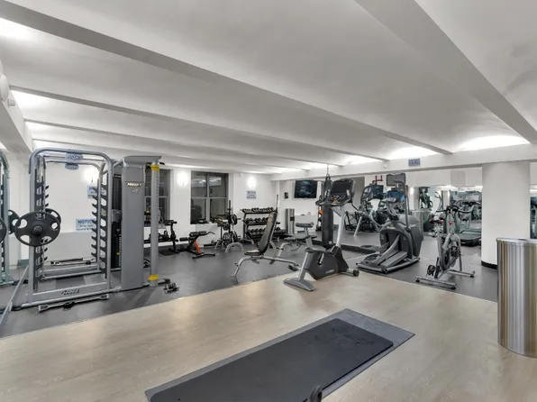 220 East 22nd Street image 8 of 13