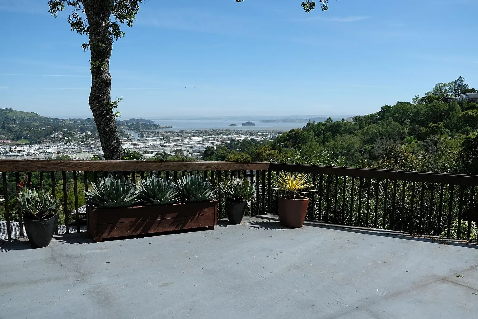 21 Southern Heights Blvd — Photo 3
