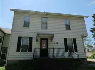 118 W 8th St, Muscatine, IA 52761
