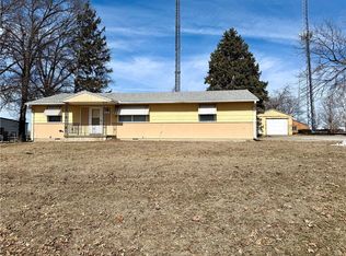3835 Faraon St, Saint Joseph, MO 64506