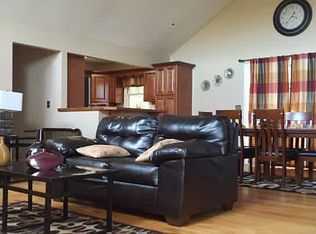 30 Forge Dr, Mills River, NC 28759