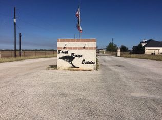 128 Gentle Breeze, Floresville, TX 78114