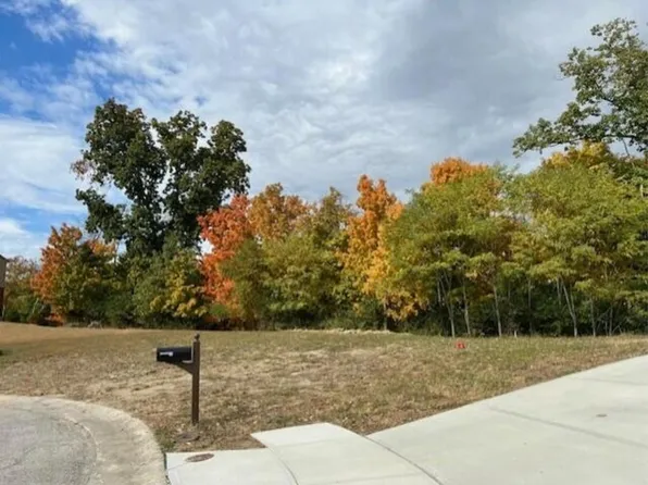 1443 Shirepeak Way, Erlanger, KY 41051