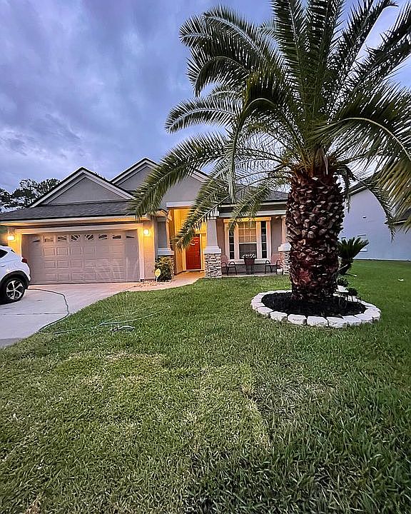 1st image of 2094 Heritage Oaks Ct