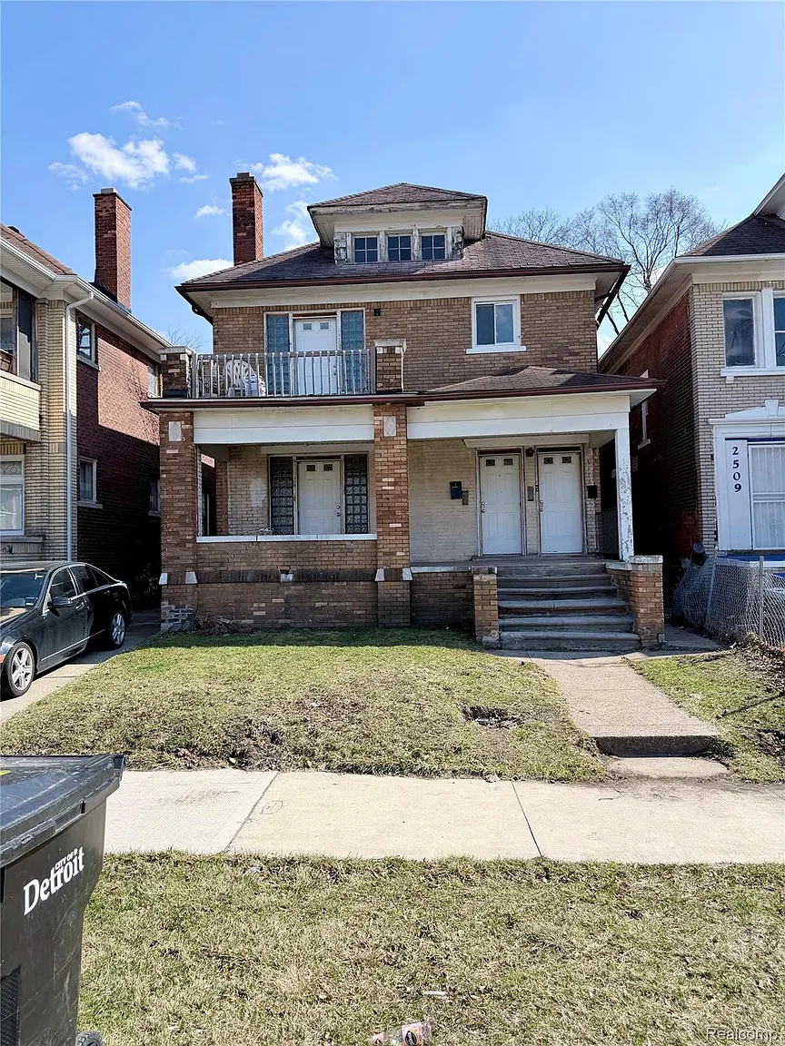 2503 Taylor St photo 1