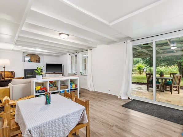 3512 Bluegrass Rd SW, Huntsville, AL 35805