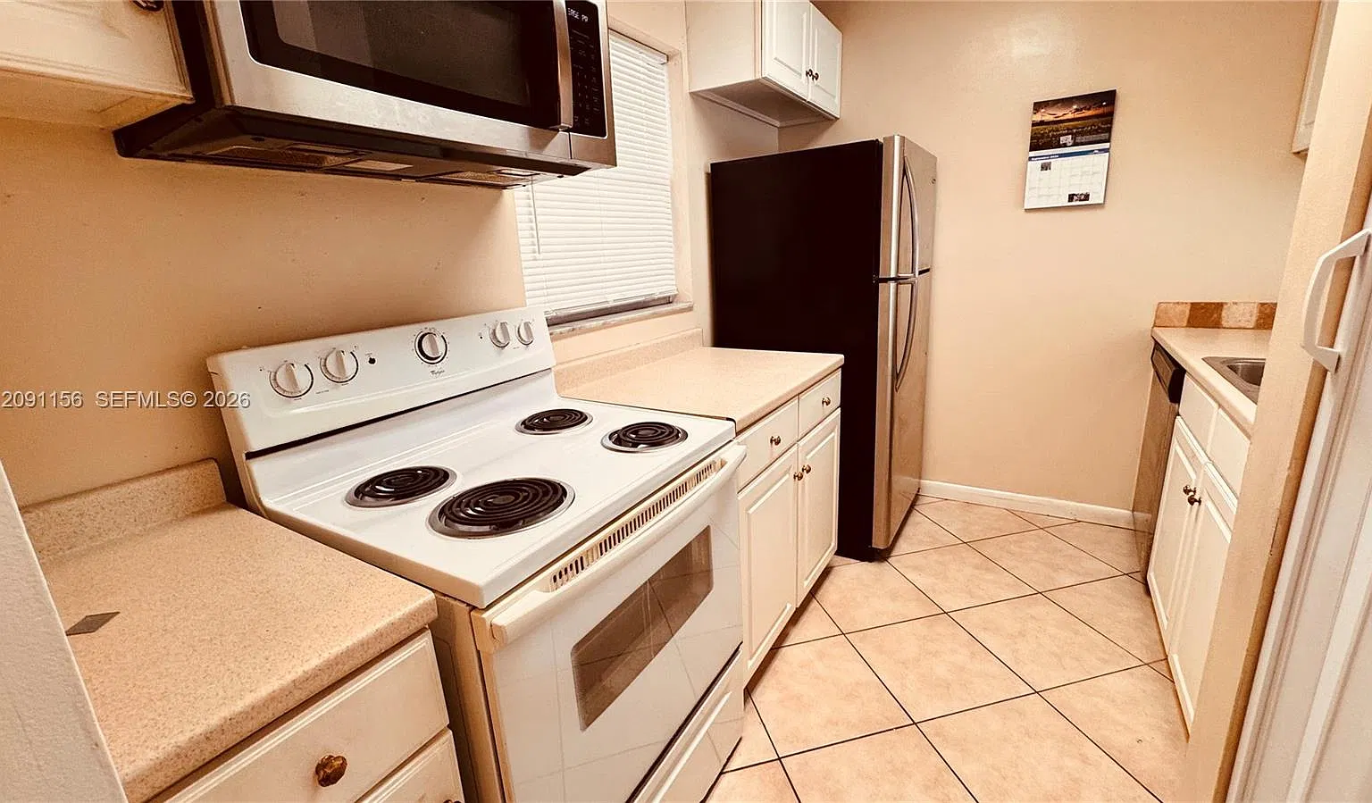 Country Gardens Condo — Photo 2