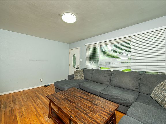 2nd image of 3504 27th St