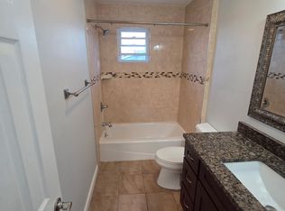 1547 Vauxhall Rd, Union, NJ 07083