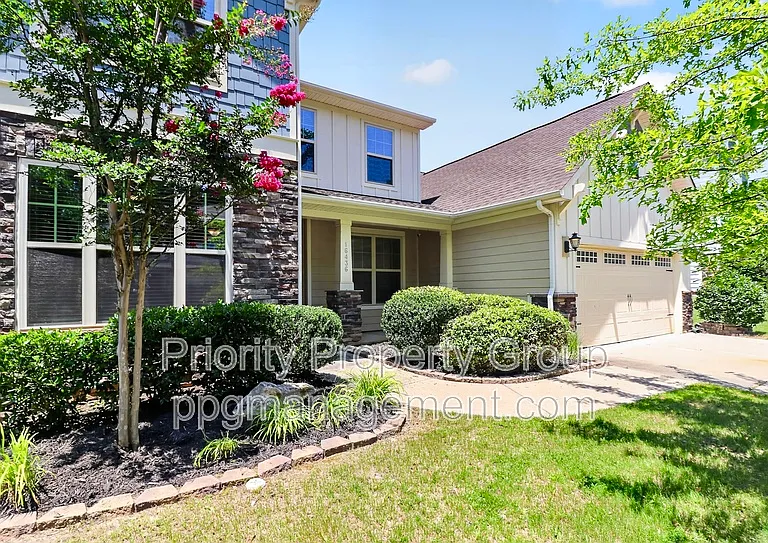 16436 Palisades Commons Dr — Photo 1
