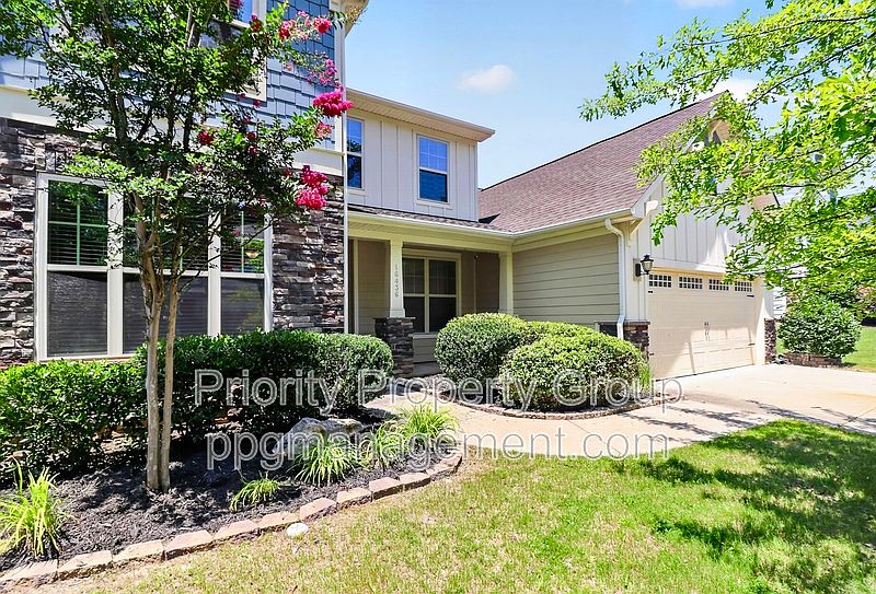 1st image of 16436 Palisades Commons Dr