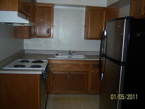 2nd image of 9565 Sara St