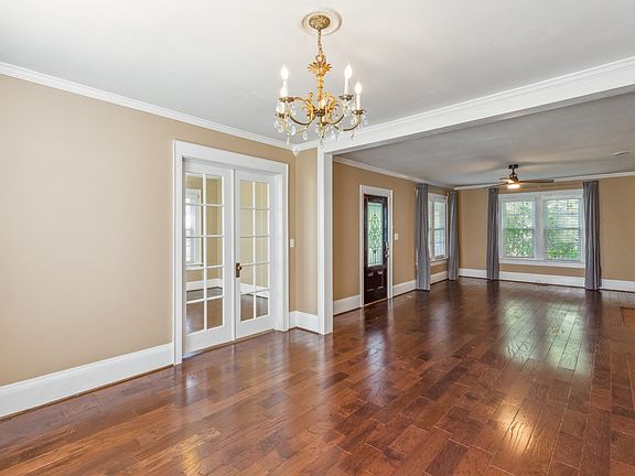 3rd image of 831 3rd St