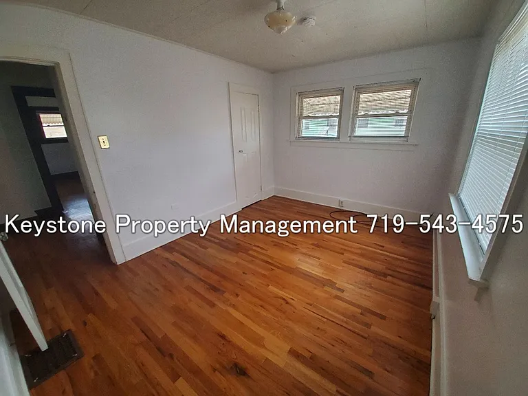 1108 Jones Ave — Photo 7
