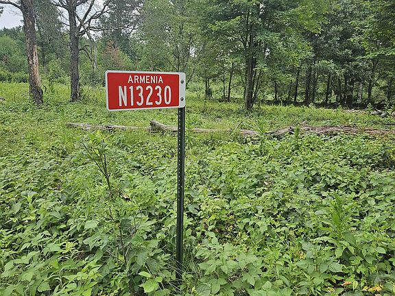 2nd image of N13230 17th Ave